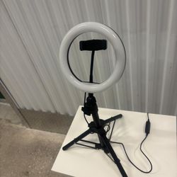 Lumi ring light desktop tripod $30 