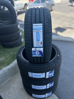 235-40R19 evolux tires 🛞 