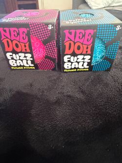 NeeDoh Fuzz Ball  set of two original