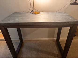CB2 Stern Counter