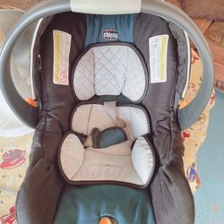 Chicco Baby Car Seat