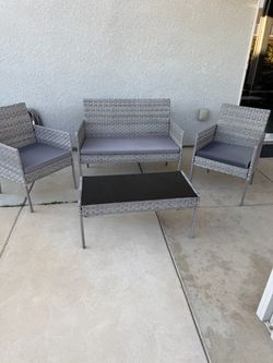 Light Gray Outdoor Wicker Set