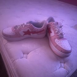 HELLO KITTY SPORT SHOES