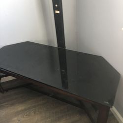 Corner TV stand