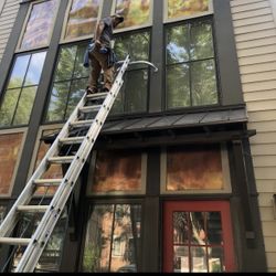 Experienced Window Cleaner 