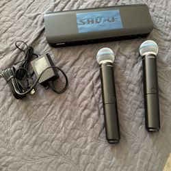 SHURE BLX88 BETA 58a WIRELESS MICROPHONE LIKE NEW 