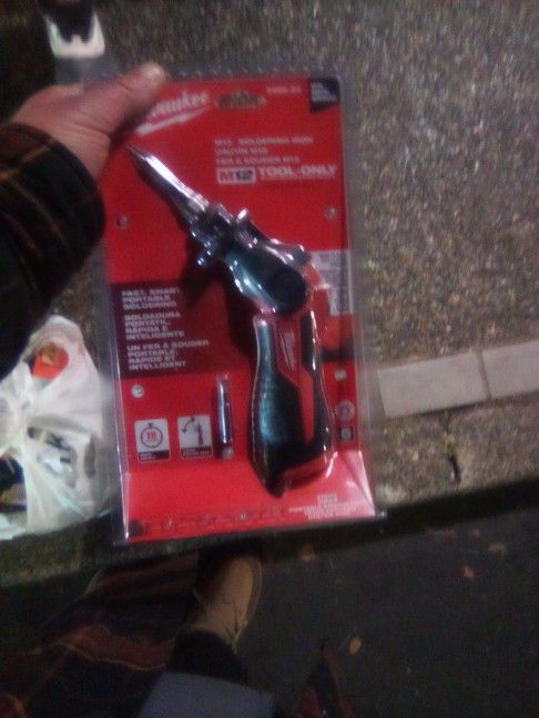 Milwaukee M12 Soldering Iron Tool Only