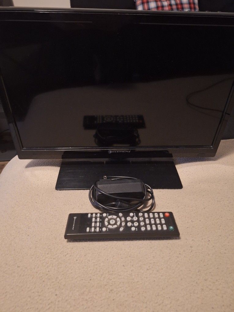 19" Element TV/Monitor