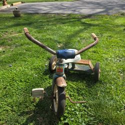 1980's Hedstrom Carebear Tricycle