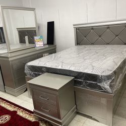 Q Bed Dresser Miror Nightstand 