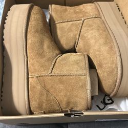 Ugg Classic Platform Brown Size 8 NIB