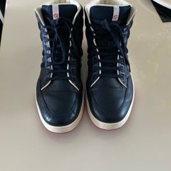 Men’s Gucci, Vintage size 10, navy leather high tops.