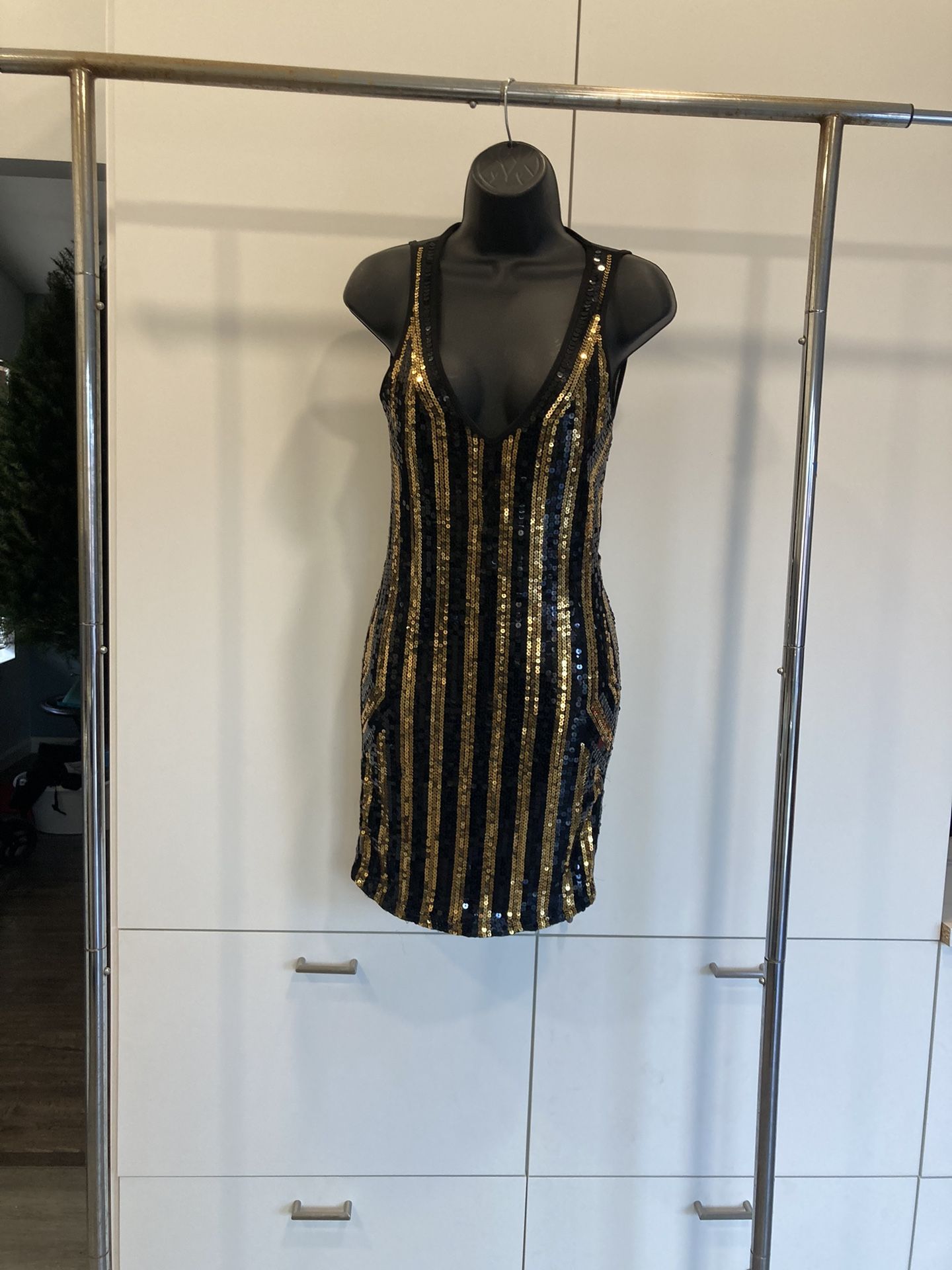 bebe Dress Size S