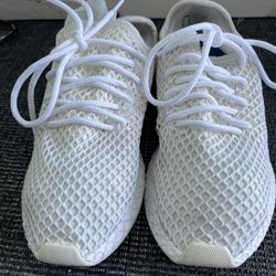 Adidas Deerupt Runner Sizes 6