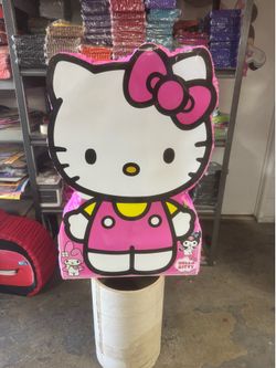 Hello kitty figure piñata