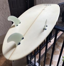 Surfboard Nice clean 6’3” Natural Art Short Board 28.5 Liter Thruster