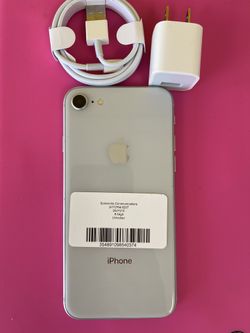 Factory unlocked apple iphone 8, store warranty