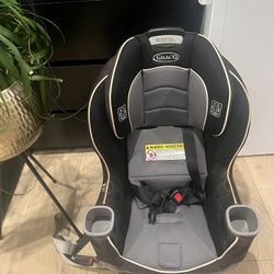 Graco Extend2Fit Car Seat 