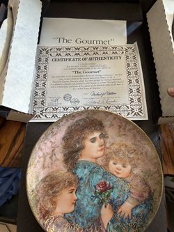 Norman Rockwell “The Gourmet” with box and COA