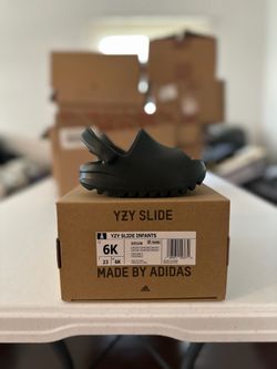 Yeezy Slide Infant Size 6K