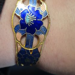 Enamel bracelet