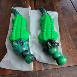 Small Or Large Dog Toys】This large dog toy is built to last. Hard nylon along with rubber