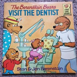 The Berenstain Bears Visit The Dentist Soft Cover 