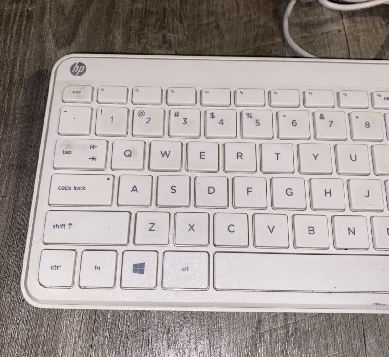 🇺🇸 HP Galeras Wired White Slim PC Keyboard Model KBAH21 USB Teclado USB Blanco marca HP