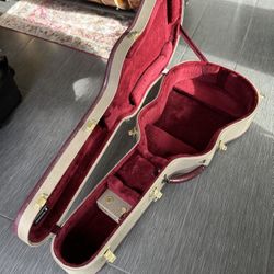 Ameritage 16” Acoustic Guitar Case – Near Mint Condition