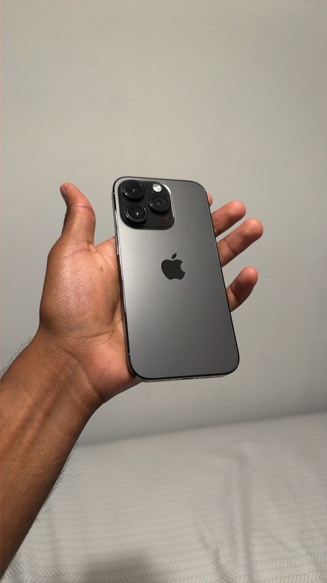 iPhone 14 Pro - Unlocked - Space Black - 128gb