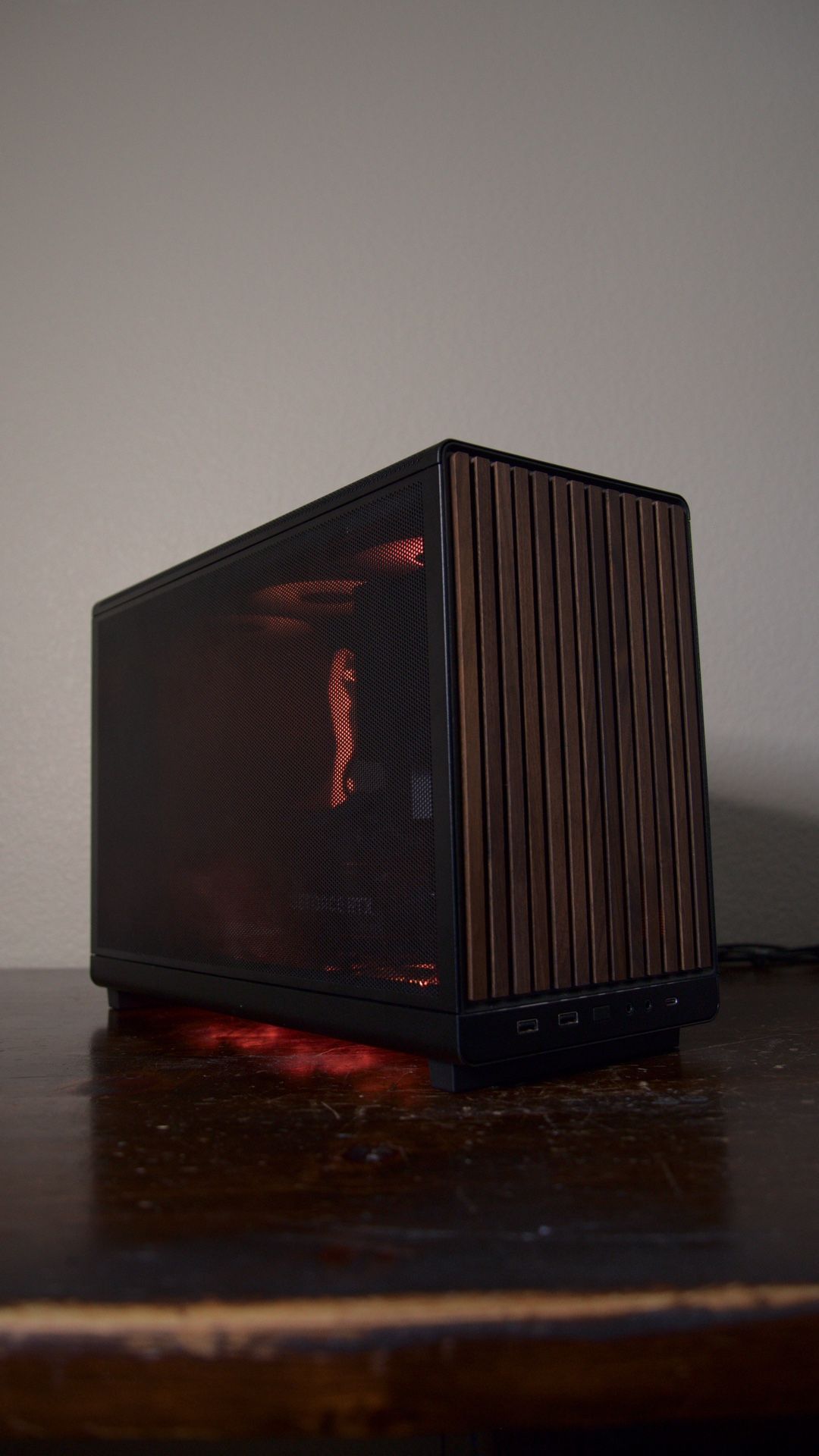 ITX Gaming PC | RTX 4070 | Ryzen 5 7600 | 32GB DDR5 | 1TB SSD | Windows 11 | WiFi