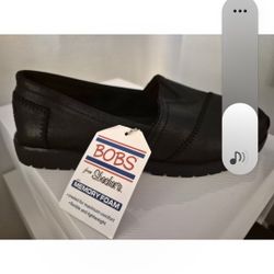 Bobs Nwt Sz 7 + Gift ( See Picture ) 