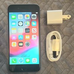 iPhone 6 - UNLOCKED - Like New 