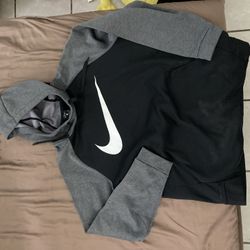mens nike sweatshirt