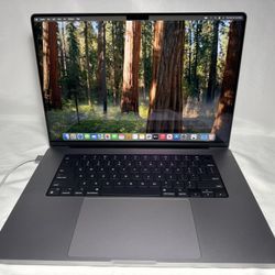 16” M1 MacBook Pro 32gb 2TB #897