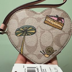 Coach X Observed By Us Heart Coin Bag With Wristlet 