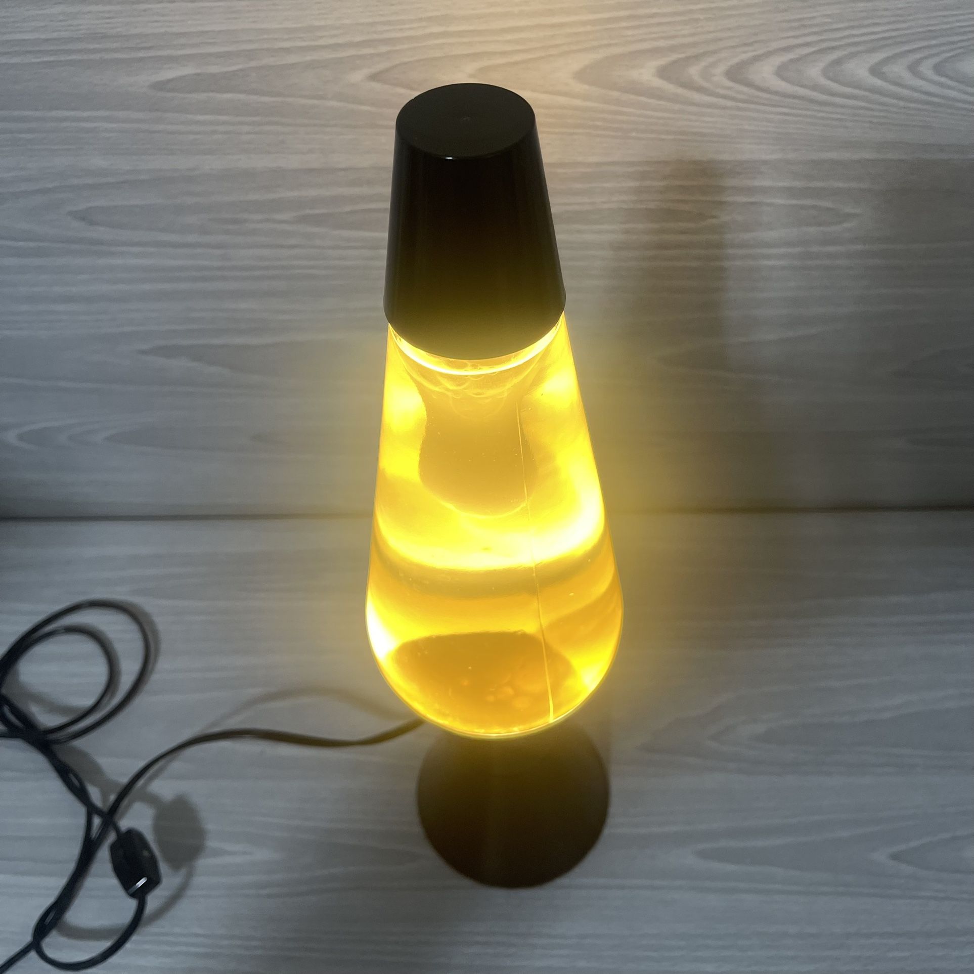 Vintage Lava Lite Lava Lamp 16” Tall Yellow Gold Color for Sale in