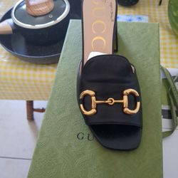 Gucci Slippers Box And Receipt Included