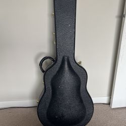 Travelers Classic Guitar for Sale in Belleville, NJ - OfferUp