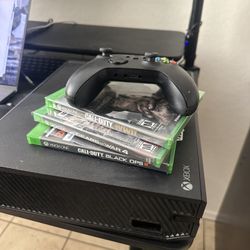 Microsoft Xbox One Console Bundle – Controller + 3 Games