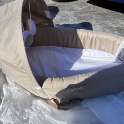 Portable Bassinet Lulyboo