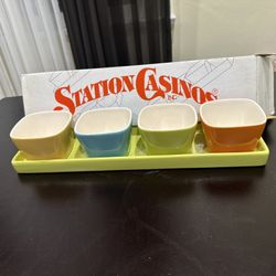 Station Casinos Tray And 5 Salsa Bowls