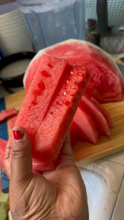 Sandía jugosa y dulce / watermelon