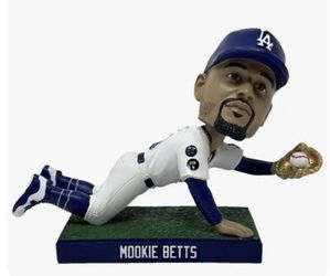 LA Dodgers Mookie Bets bobblehead 2023