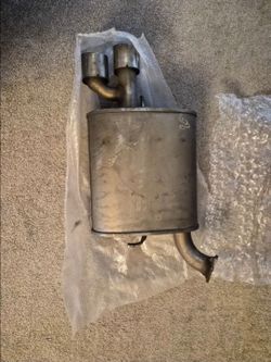 2018-24 Toyota Camry factory exhuast driver side
