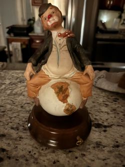 Musical Clown that turns