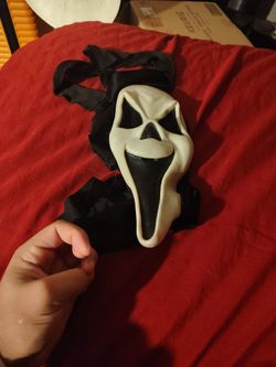 1990's Scary Movie Mask