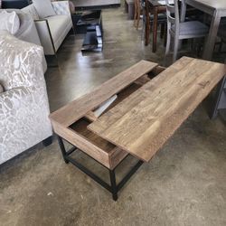 Open Box Scrach And Dent Coffee Table 