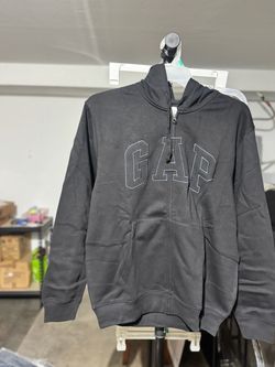 GAP Men’s full zip fleece logo hoodie Medium black/black logo  6 Units