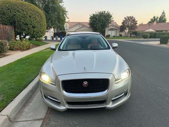 2016 Jaguar XJ-Series